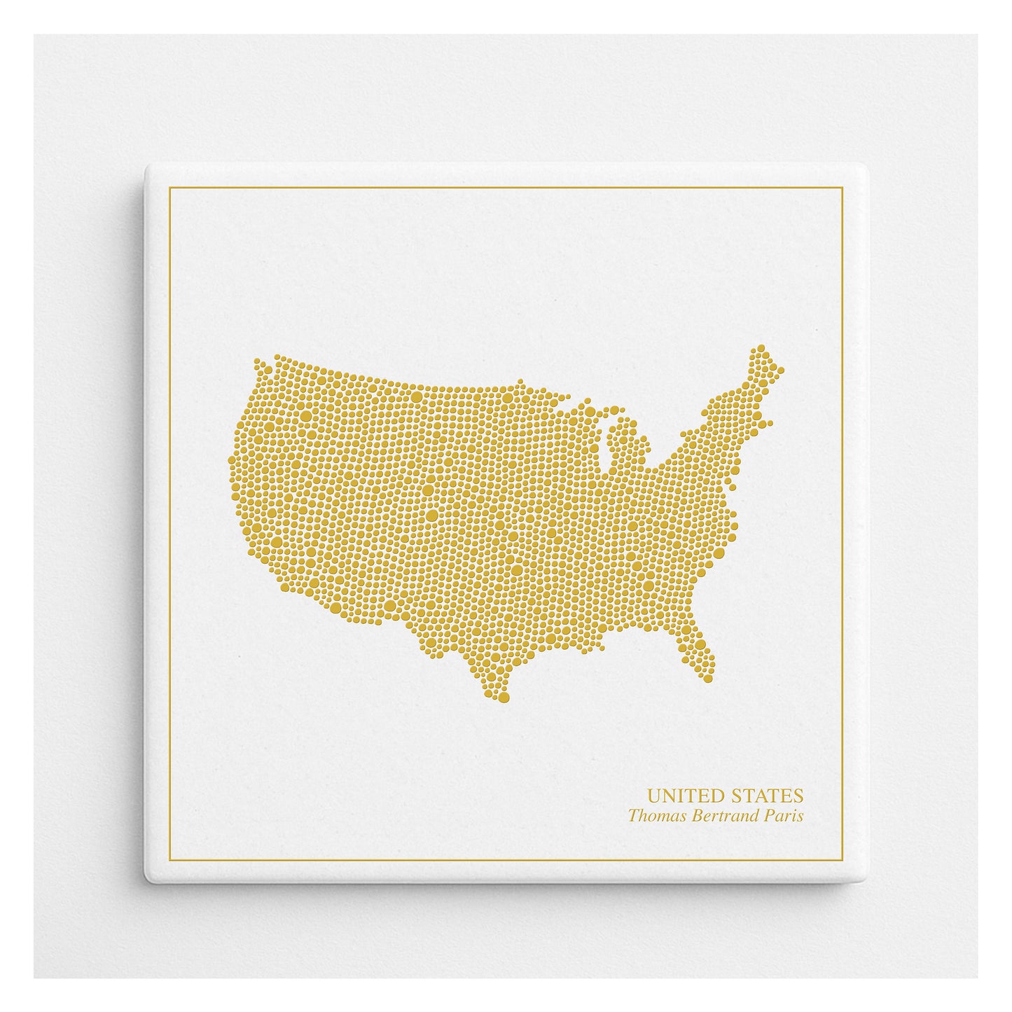 Carreau de faïence - Etats-Unis en or avec inscription / Thomas Bertrand Paris