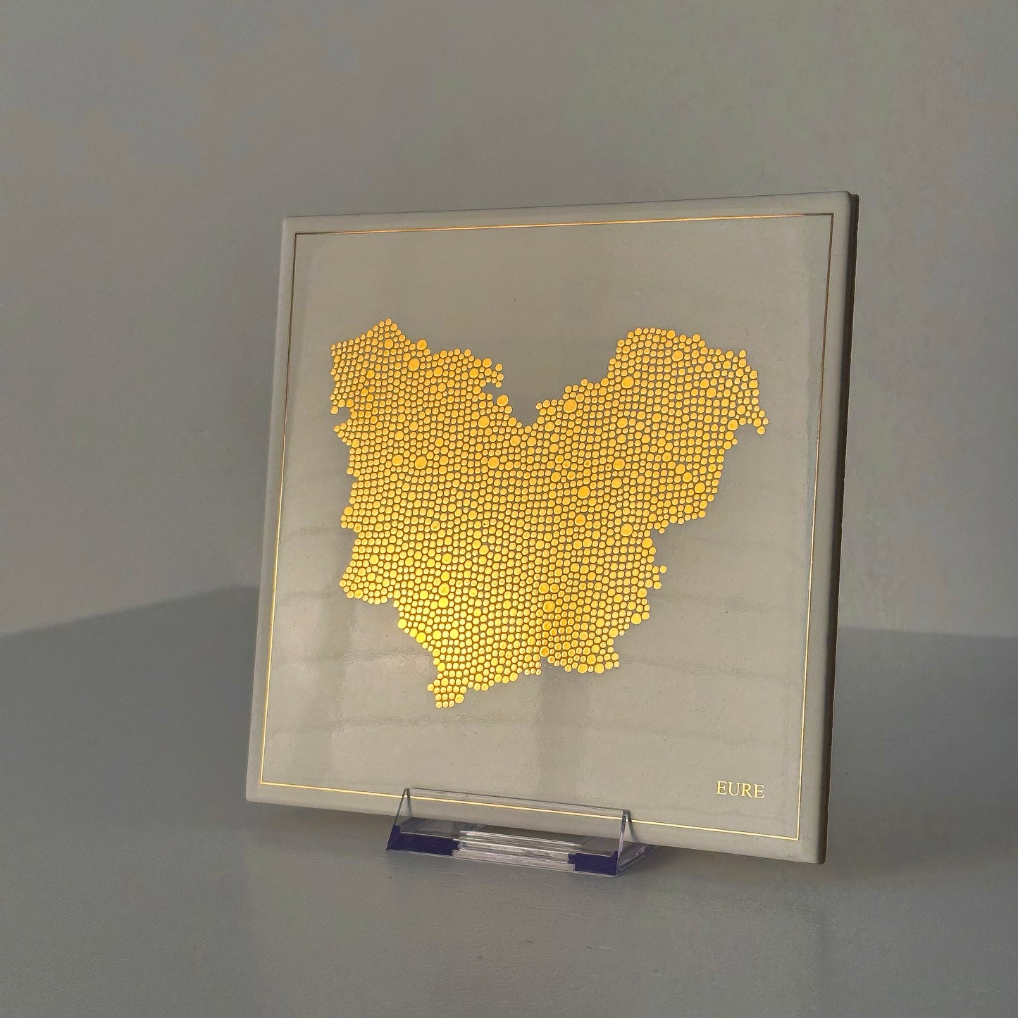 Ceramic tile - Eure in gold with inscription / Thomas Bertrand Paris