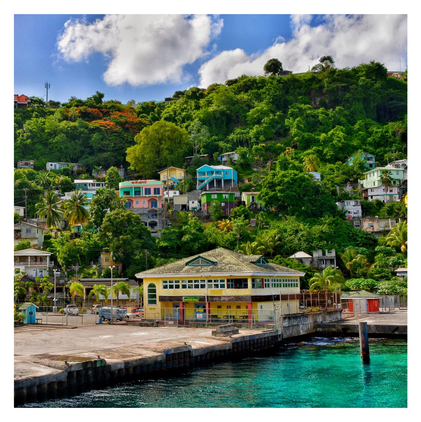 Saint-Vincent-et-les-Grenadines - Original peint à la main sur céramique